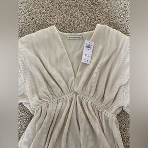 Abercrombie and Fitch long sleeve blouse
